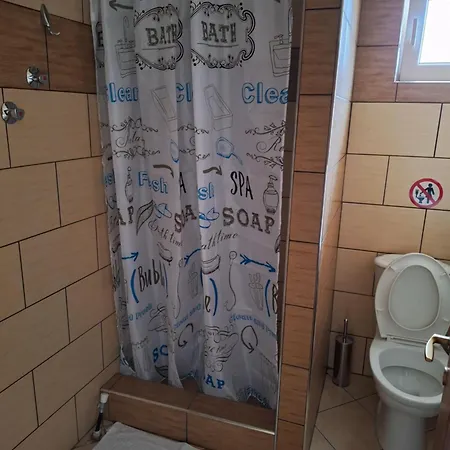 Aparthotel Eleni Nea Agathoupoli