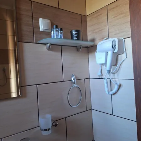 Eleni Lejlighedshotel