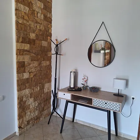 Eleni Aparthotel
