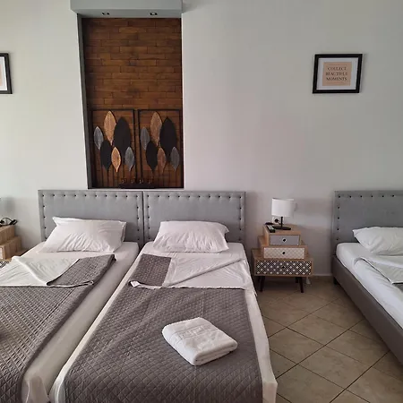 Eleni Aparthotel Nea Agathoupoli