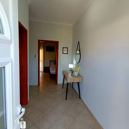 Eleni Lejlighedshotel 3*