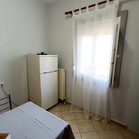 Апартхотел Eleni Nea Agathoupoli