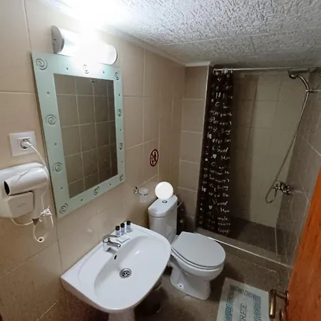 Eleni Lejlighedshotel