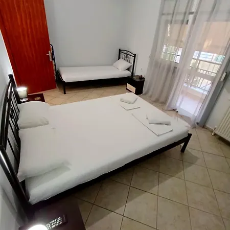 Eleni Aparthotel Nea Agathoupoli