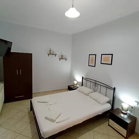 Aparthotel Eleni Nea Agathoupoli