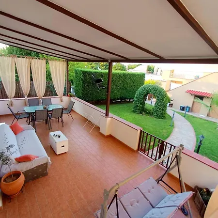 Eleni Aparthotel