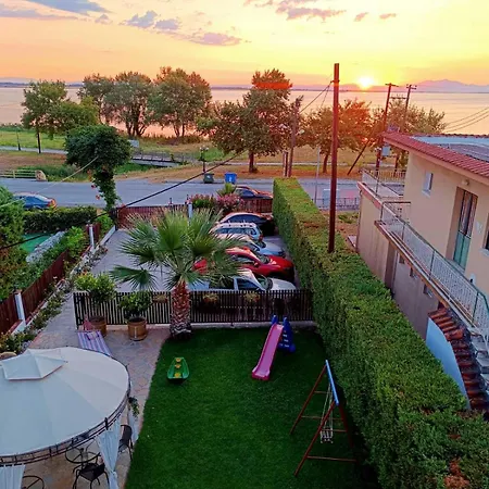 Eleni Lejlighedshotel