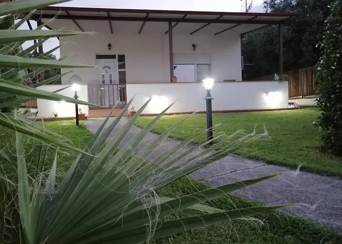 Eleni 公寓式酒店 Nea Agathoupoli