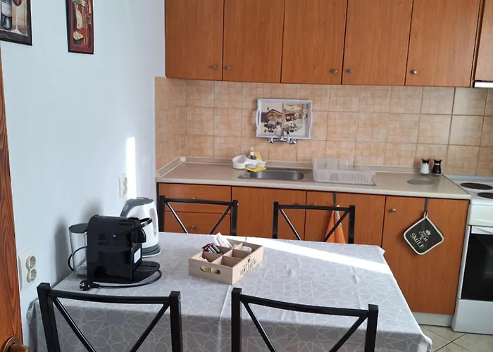 Eleni 公寓式酒店 Nea Agathoupoli