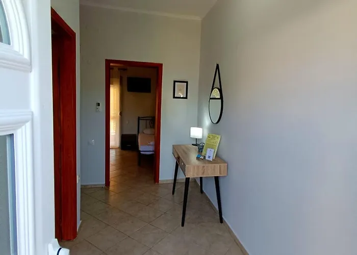 Eleni 公寓式酒店 3*